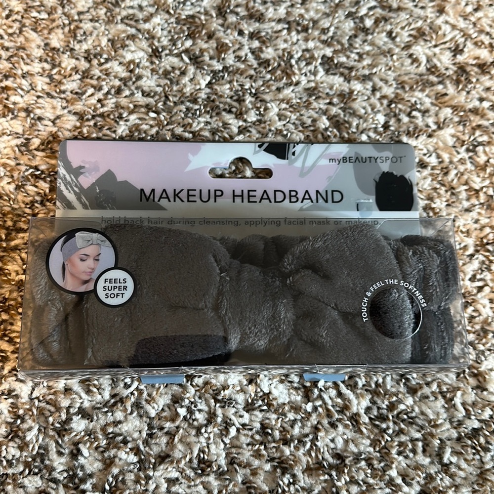 Makeup headband